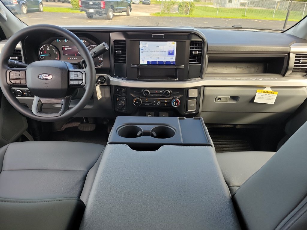 New 2027 Ford F350 XL w/ XL Chrome Package AWD/4WD image 15