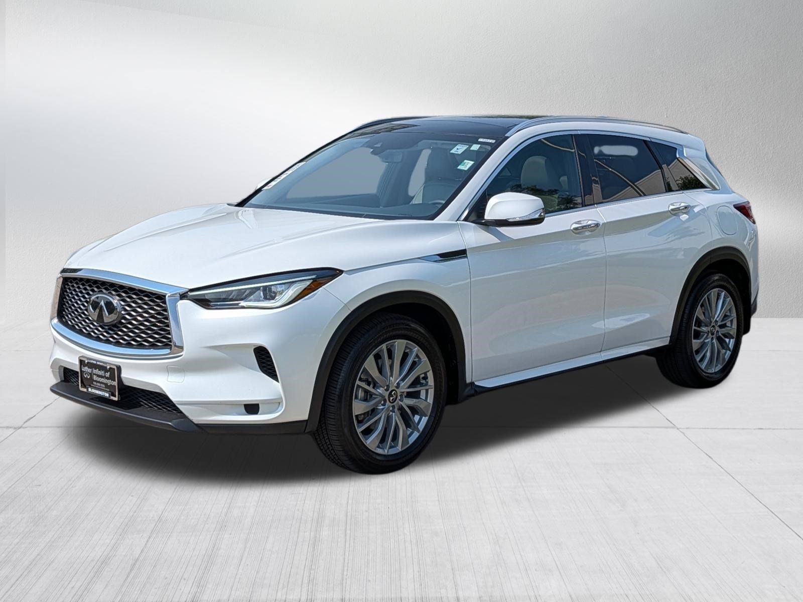 Certified 2023 INFINITI QX50 Luxe w/ Cargo Package AWD/4WD image 3