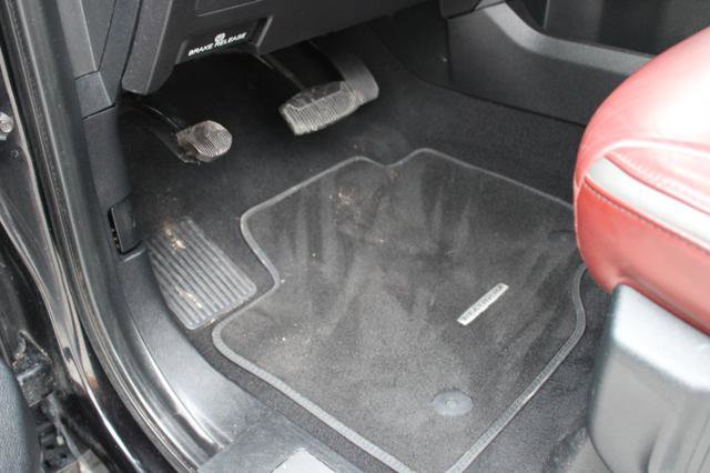 Used 2020 Ford F450 Platinum w/ FX4 Off-Road Package AWD/4WD image 16