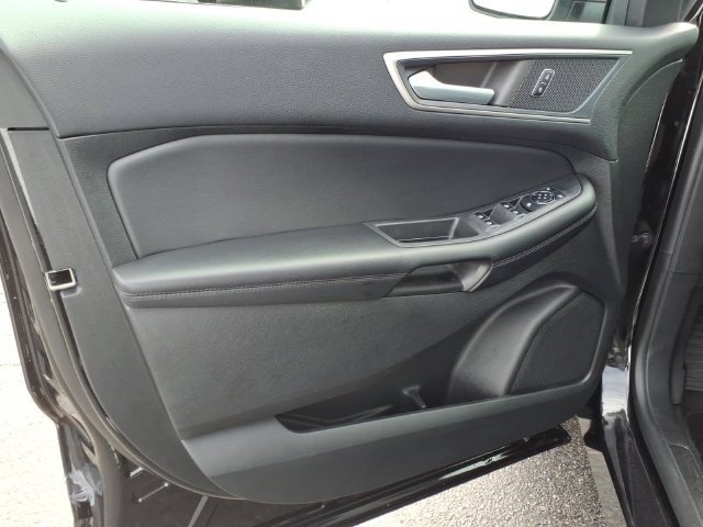 Used 2023 Ford Edge SEL w/ Convenience Package AWD/4WD image 17