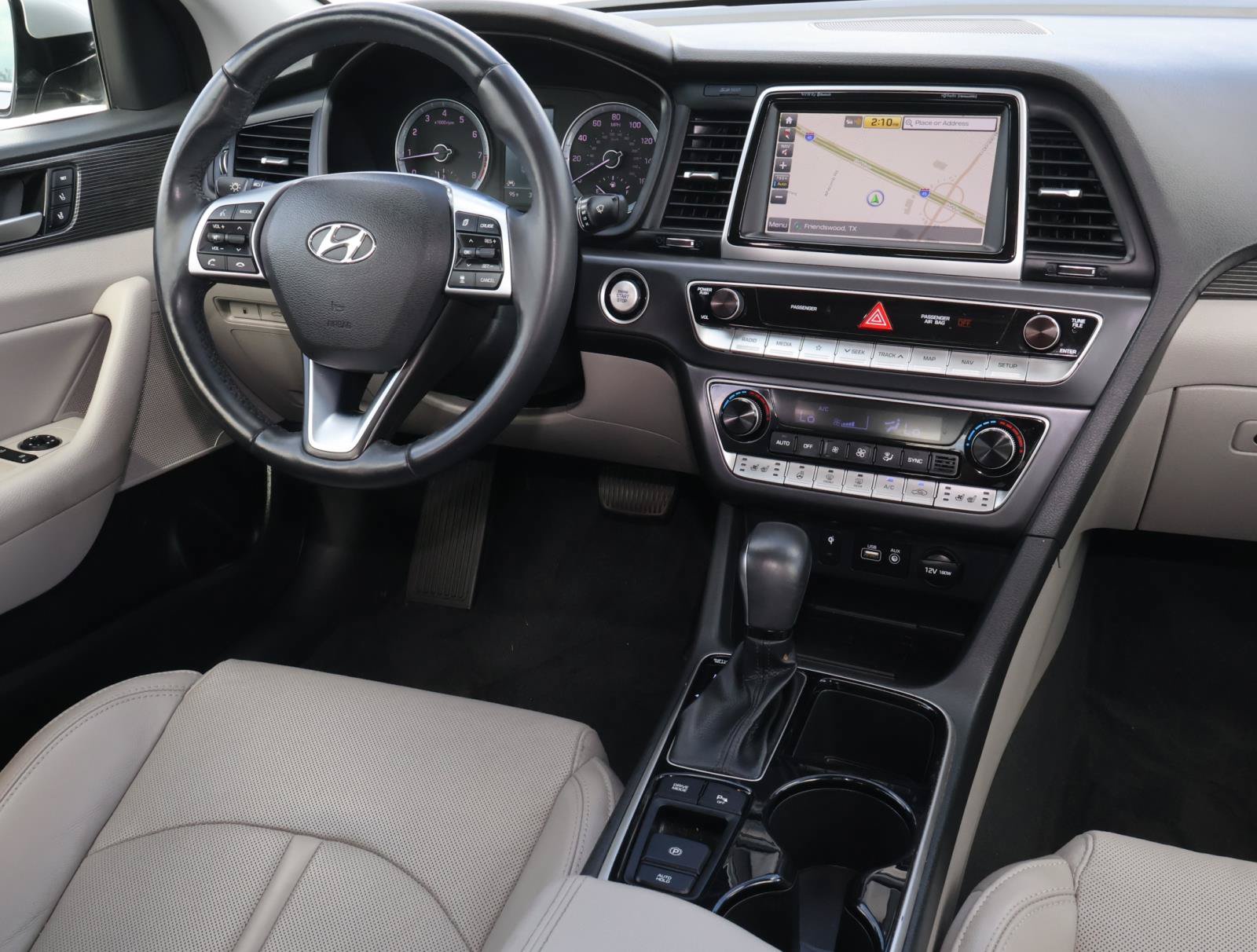 Used 2019 Hyundai Sonata Limited w/ Ultimate Package 04 FWD image 8