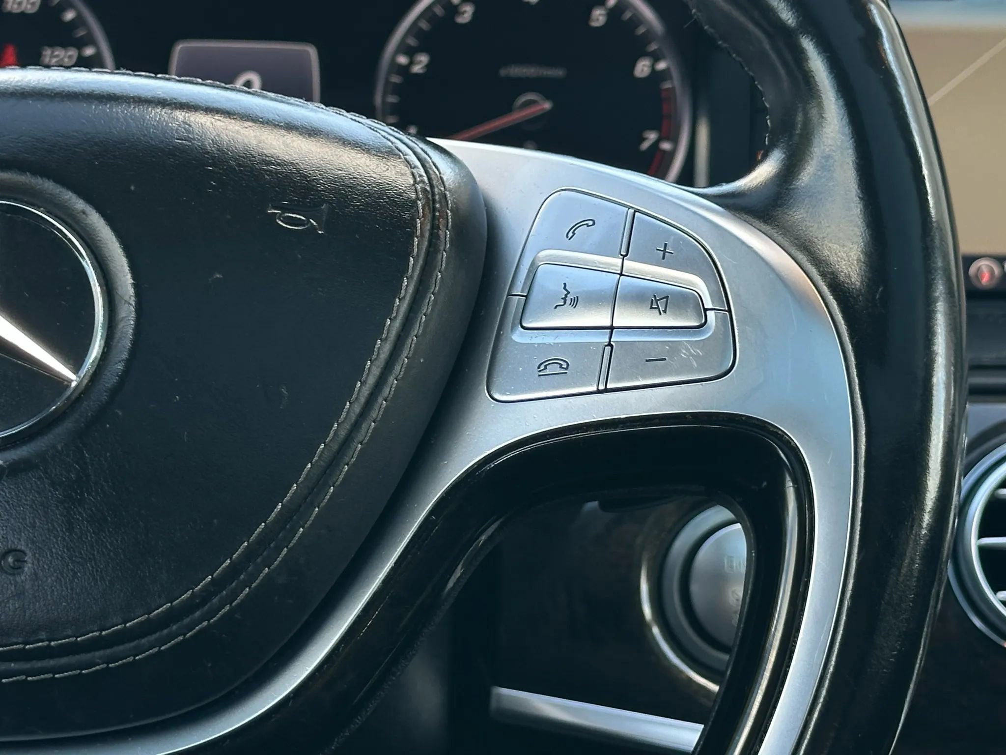 Used 2015 Mercedes-Benz S 550 4MATIC Sedan image 34