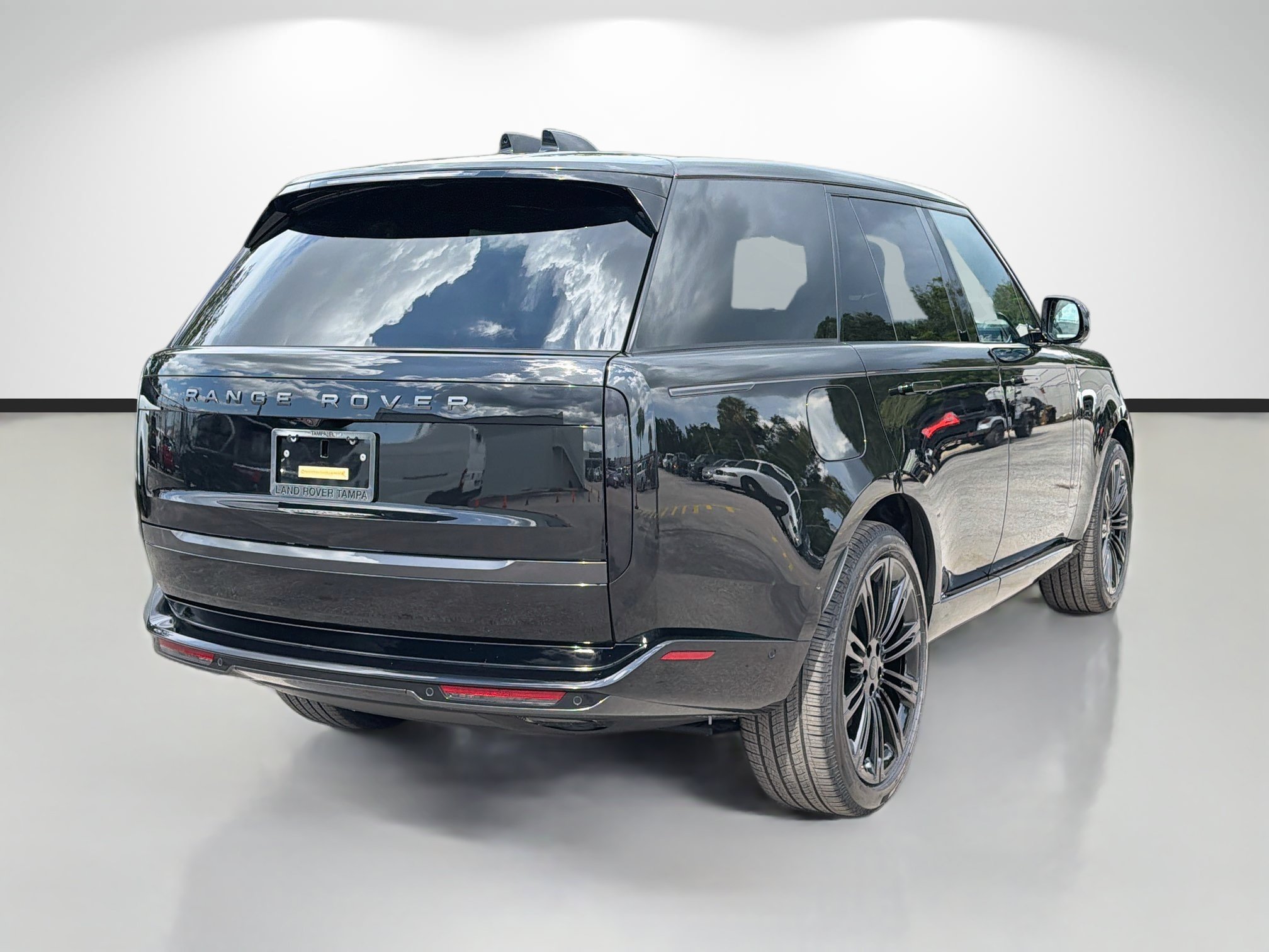 New 2026 Land Rover Range Rover SE AWD/4WD image 5