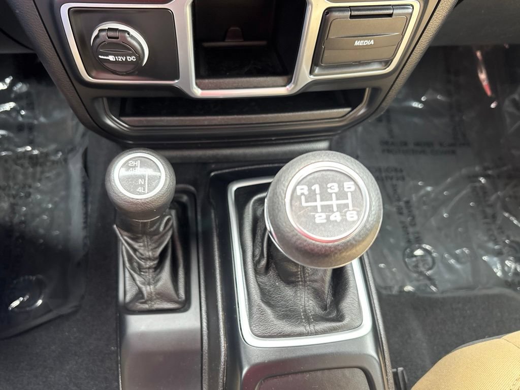 Used 2018 Jeep Wrangler Unlimited Sport AWD/4WD image 19