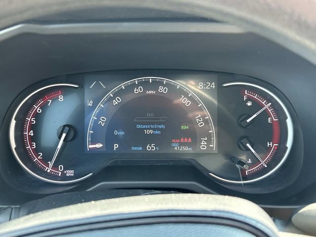 Used 2023 Toyota RAV4 XLE image 28