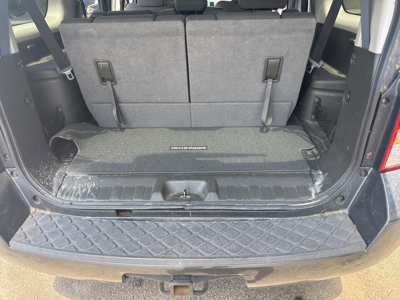 Used 2011 Nissan Pathfinder S AWD/4WD image 10