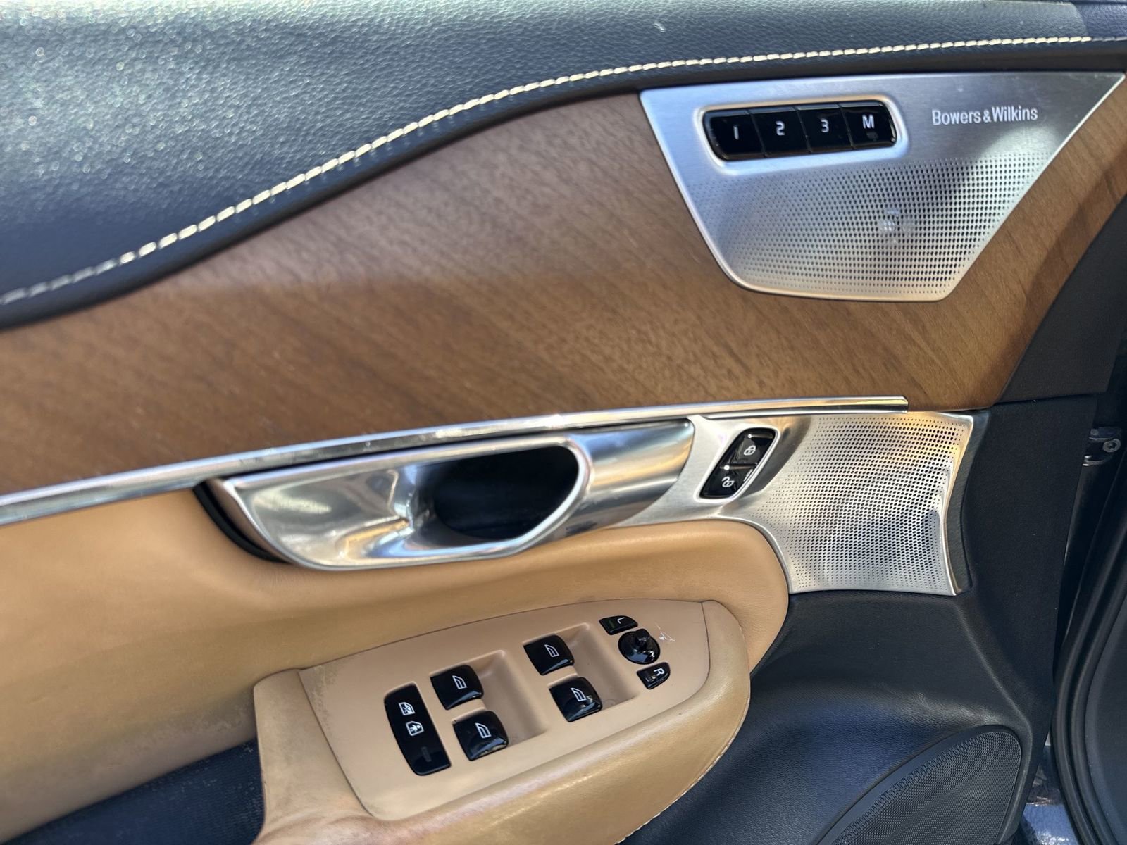 Used 2018 Volvo XC90 T6 Inscription w/ Convenience Package AWD/4WD image 15