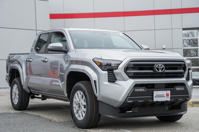 New 2026 Toyota Tacoma SR5