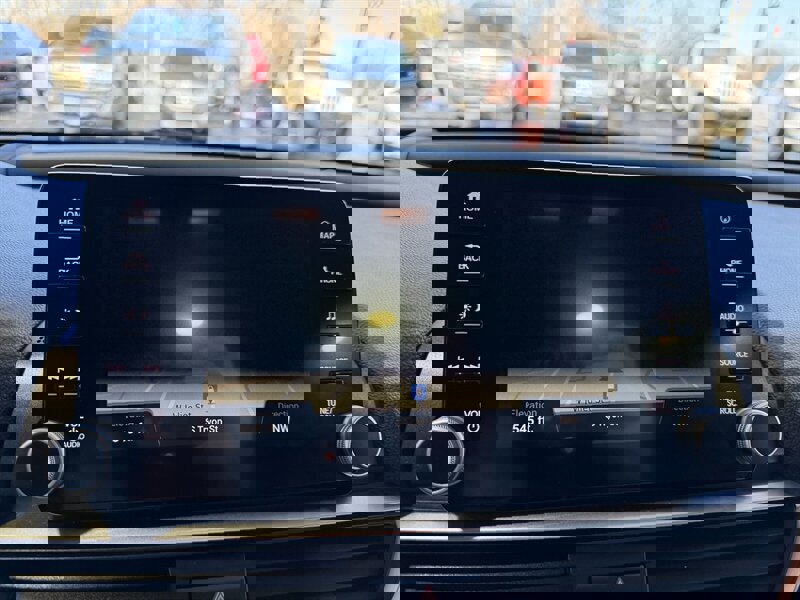 Used 2018 Honda Accord Touring image 19