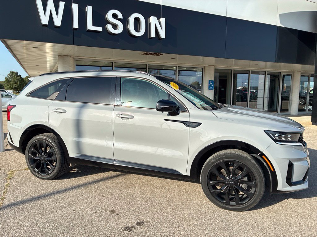 Used 2023 Kia Sorento SX AWD/4WD image 2