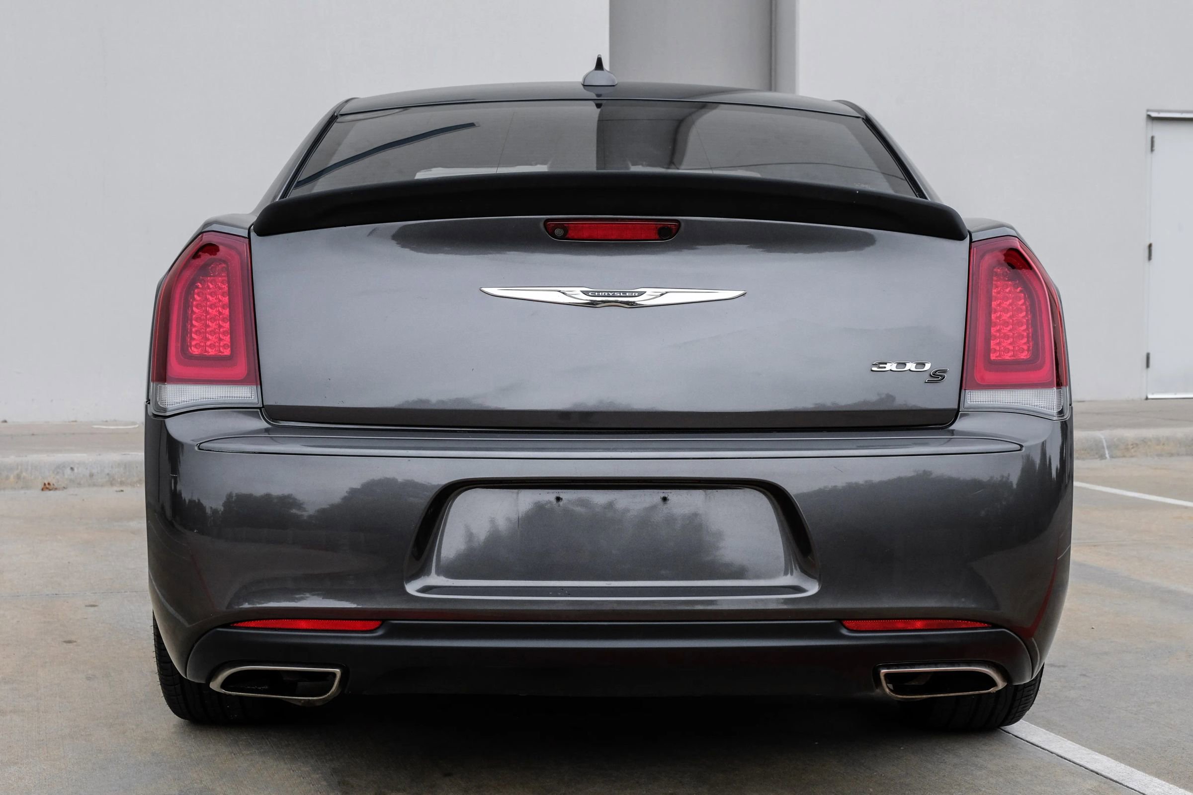 Used 2020 Chrysler 300 S RWD image 17