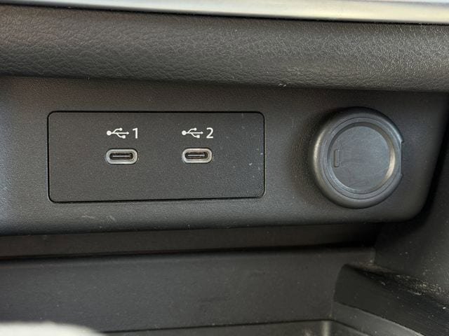 Used 2025 Nissan Rogue SV AWD/4WD image 20