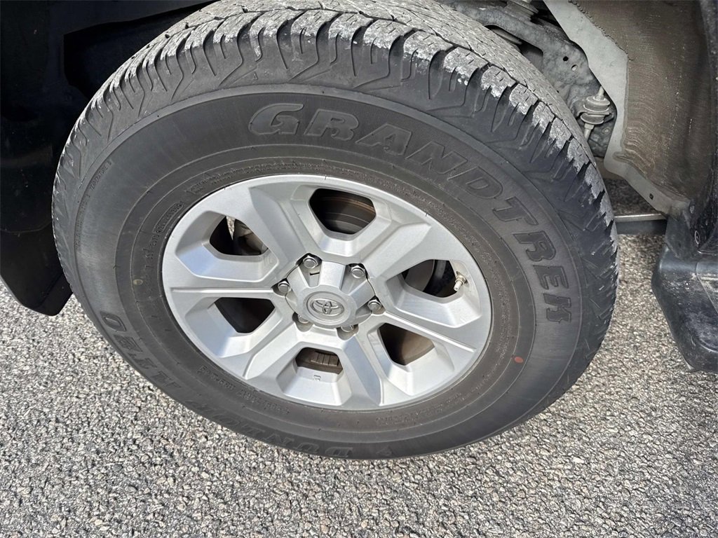 Certified 2021 Toyota 4Runner SR5 image 9