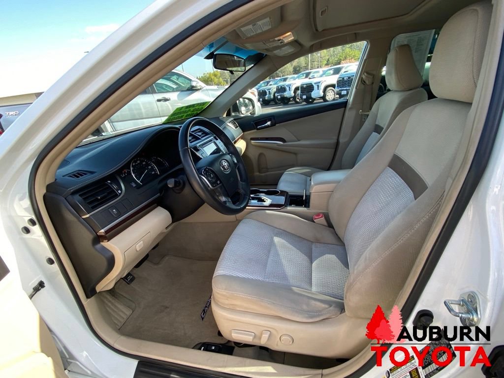 Used 2012 Toyota Camry XLE FWD image 28