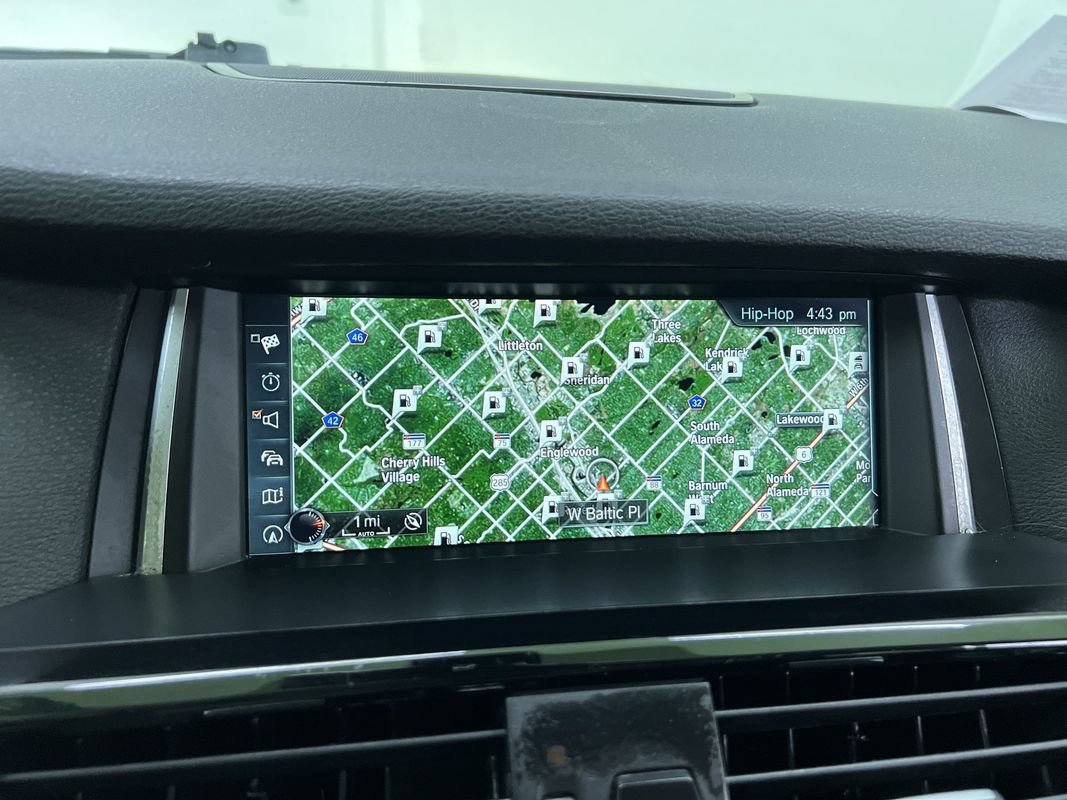Used 2017 BMW X4 xDrive28i AWD/4WD image 23