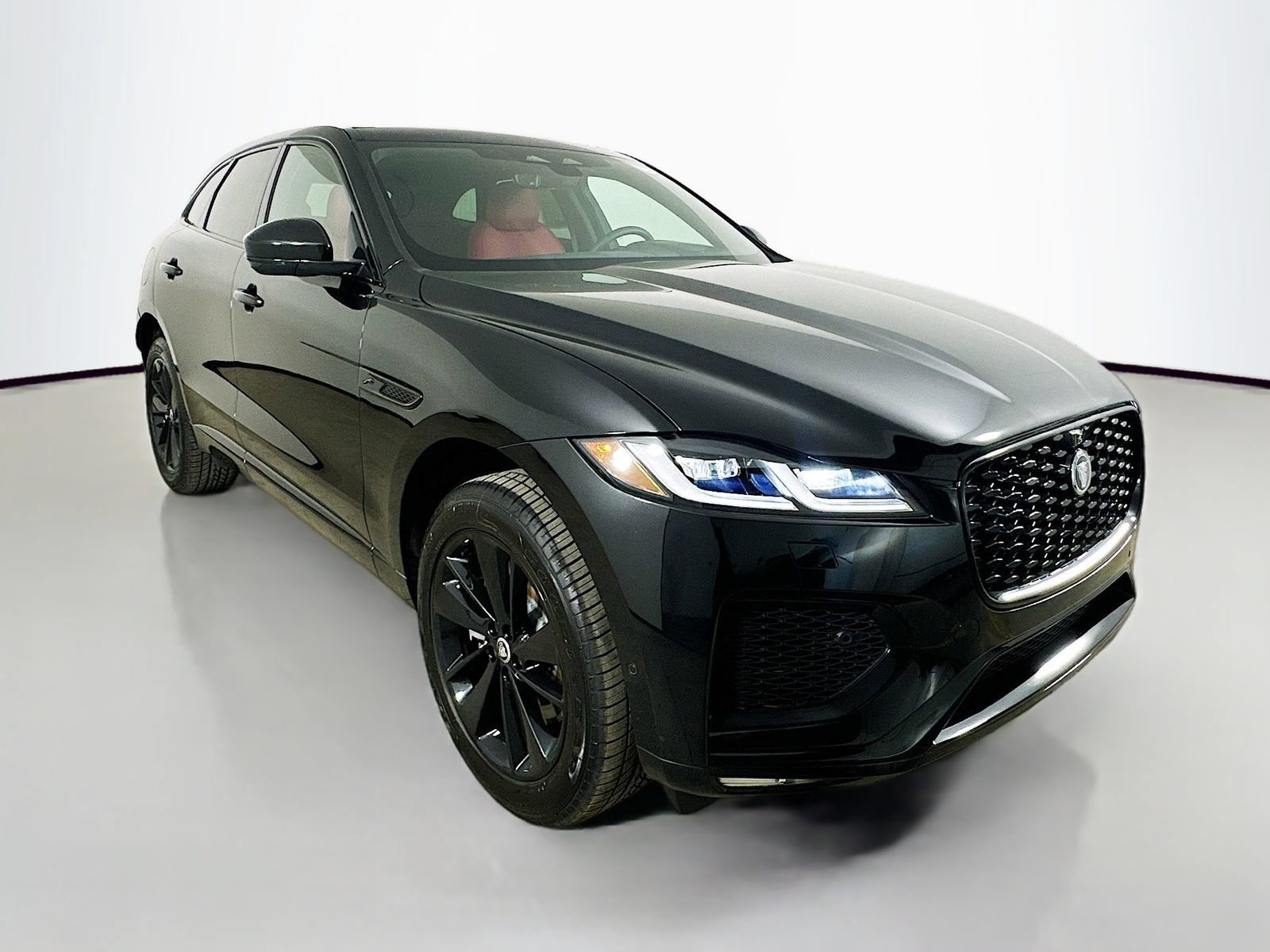 New 2026 Jaguar F-PACE R-Dynamic S AWD/4WD image 3