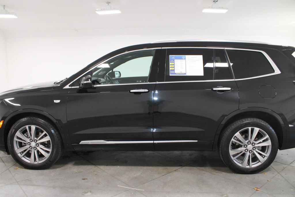 Used 2024 Cadillac XT6 Premium Luxury AWD/4WD image 6