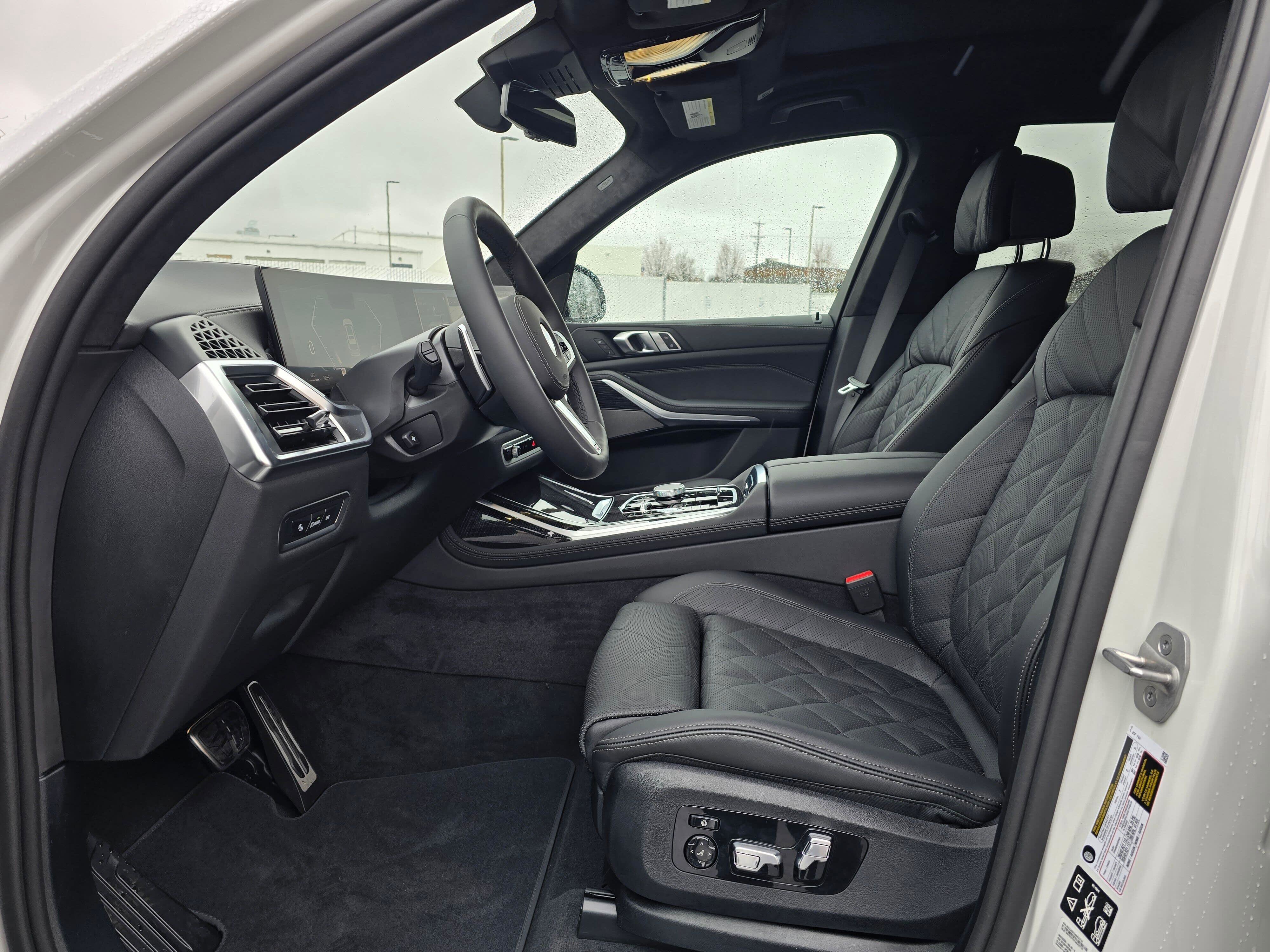 New 2026 BMW X7 xDrive40i w/ M Sport Package image 11