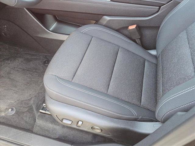 New 2026 Chevrolet Traverse LT w/ Enhanced Driving Package FWD image 4