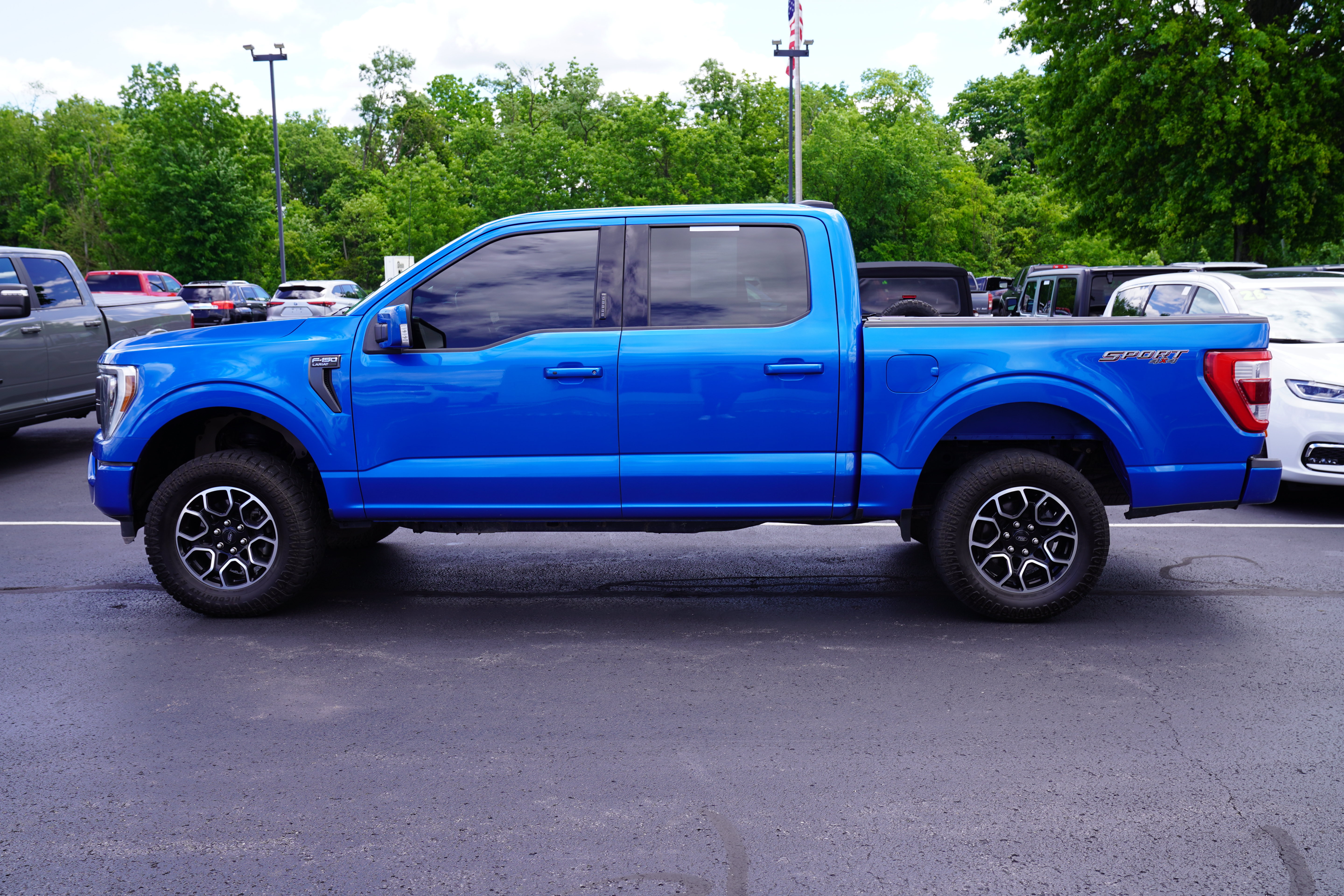 Used 2021 Ford F150 Lariat w/ Equipment Group 502A High AWD/4WD image 9