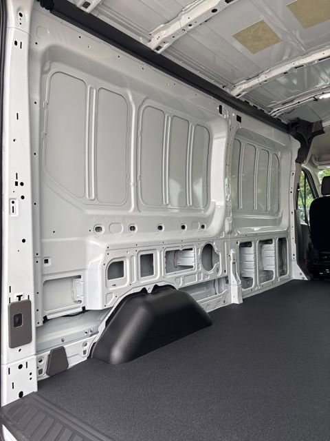 New 2025 Ford Transit 250 148 Medium Roof image 12