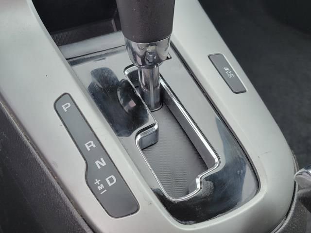 Used 2013 Chevrolet Cruze LT image 29