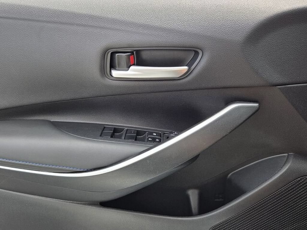 Used 2022 Toyota Corolla SE FWD image 27