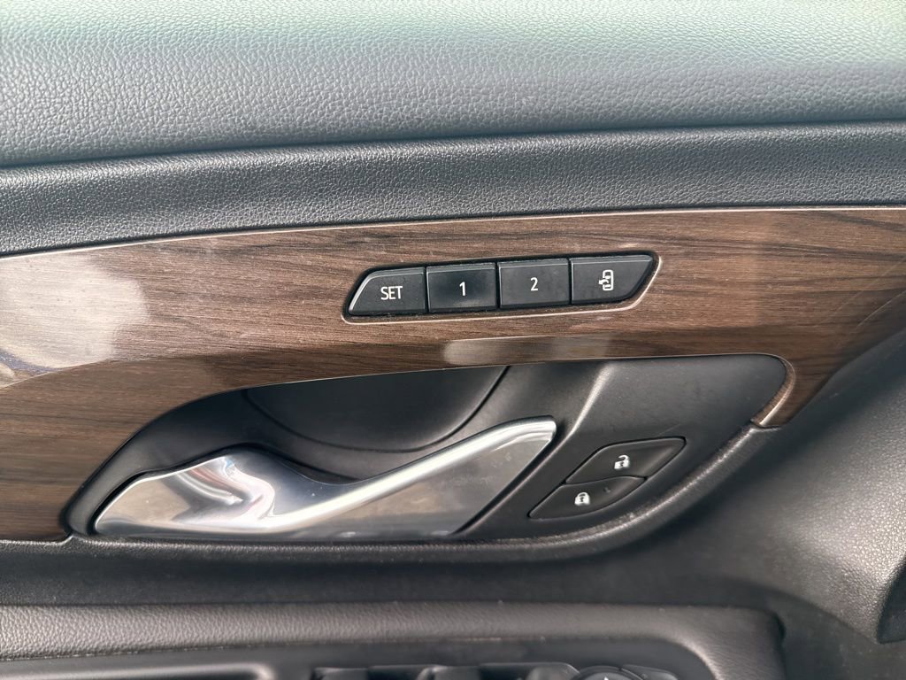 Used 2020 GMC Terrain Denali image 22