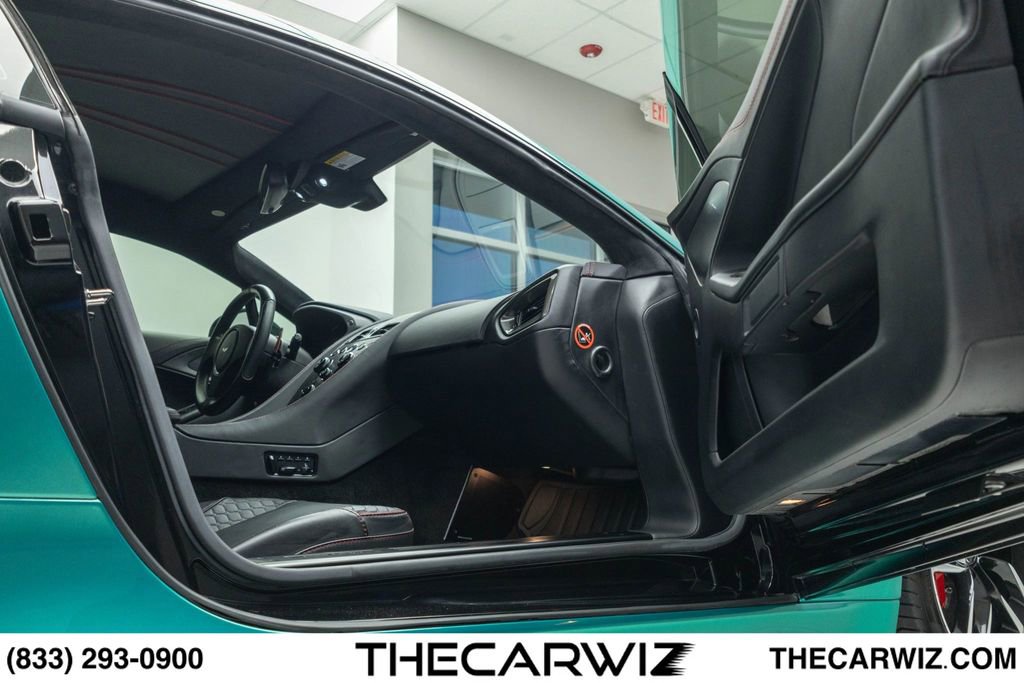Used 2016 Aston Martin Vanquish Coupe RWD image 56