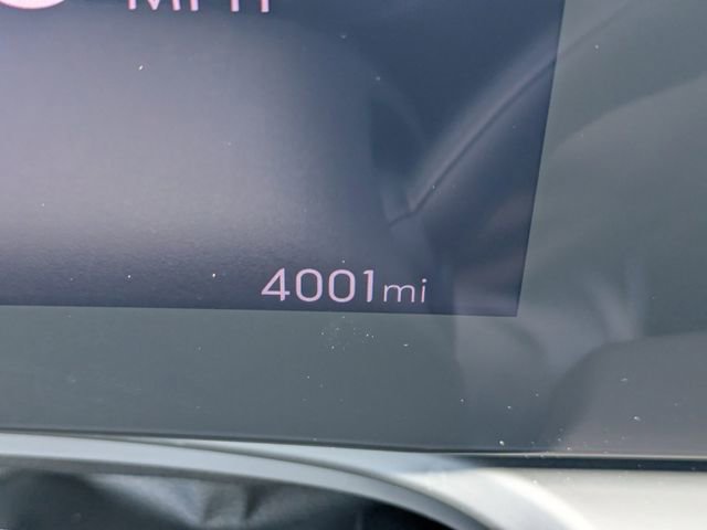 New 2025 Buick Encore GX Avenir w/ Avenir Technology Package image 35