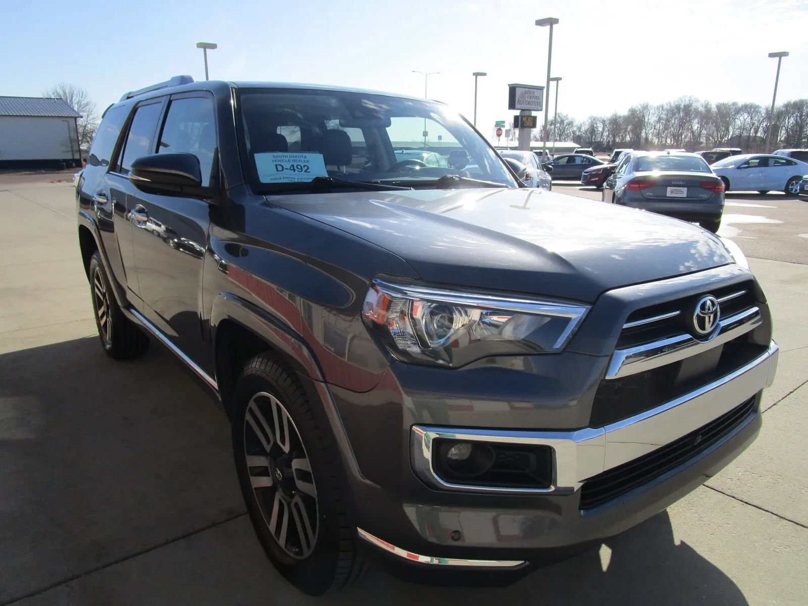 Used 2022 Toyota 4Runner Limited AWD/4WD image 5
