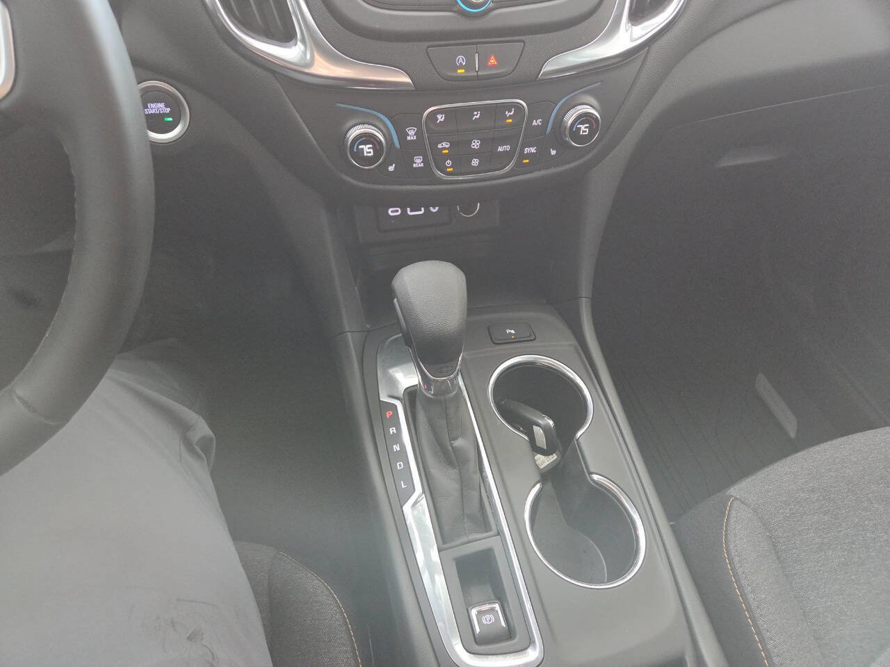 Used 2024 Chevrolet Equinox LT w/ LPO, Floor Liner Package image 29