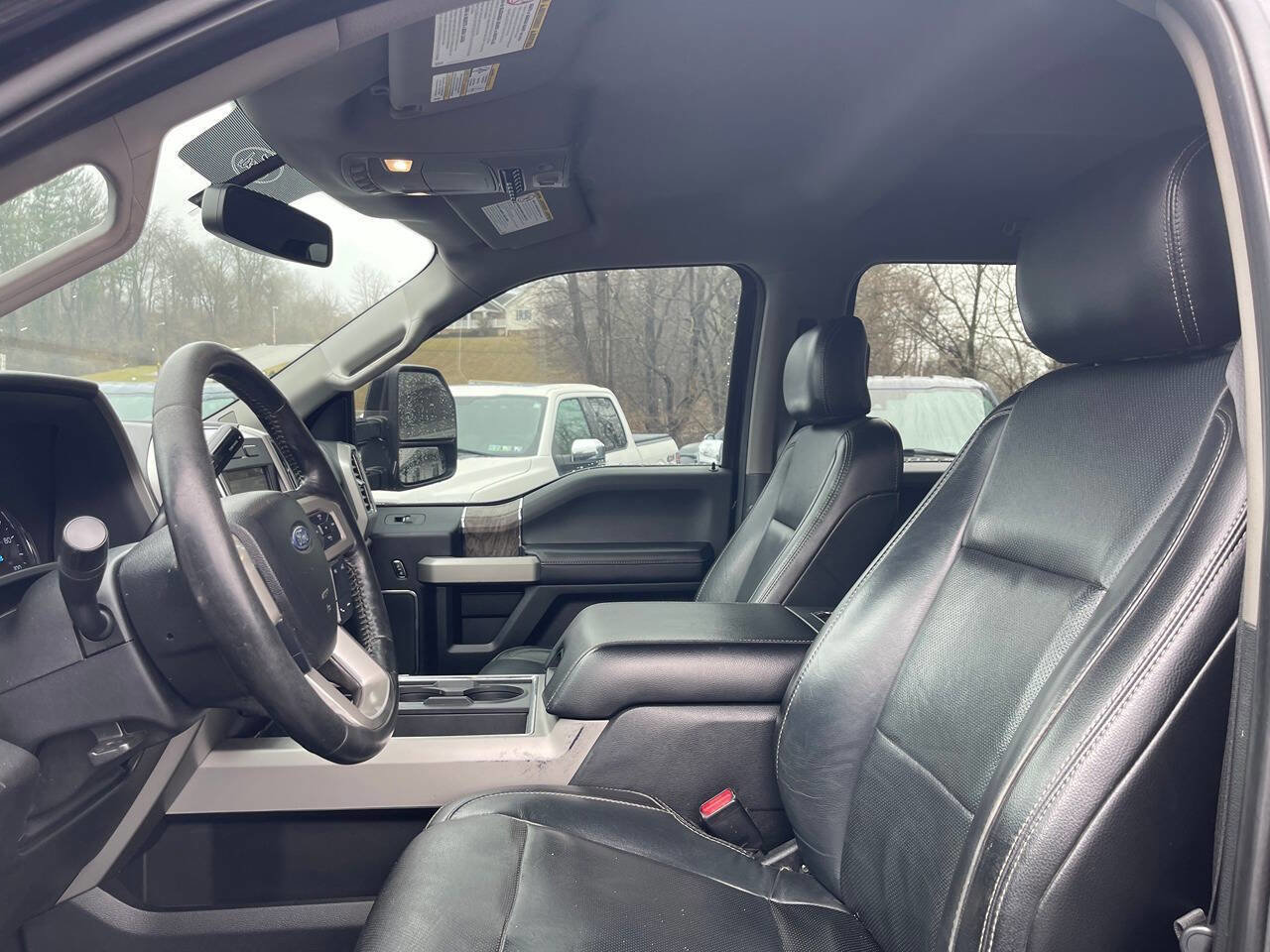 Used 2017 Ford F250 Lariat w/ Lariat Value Package image 26