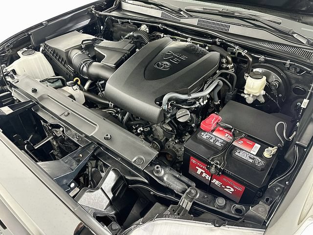 Used 2023 Toyota Tacoma SR AWD/4WD image 30