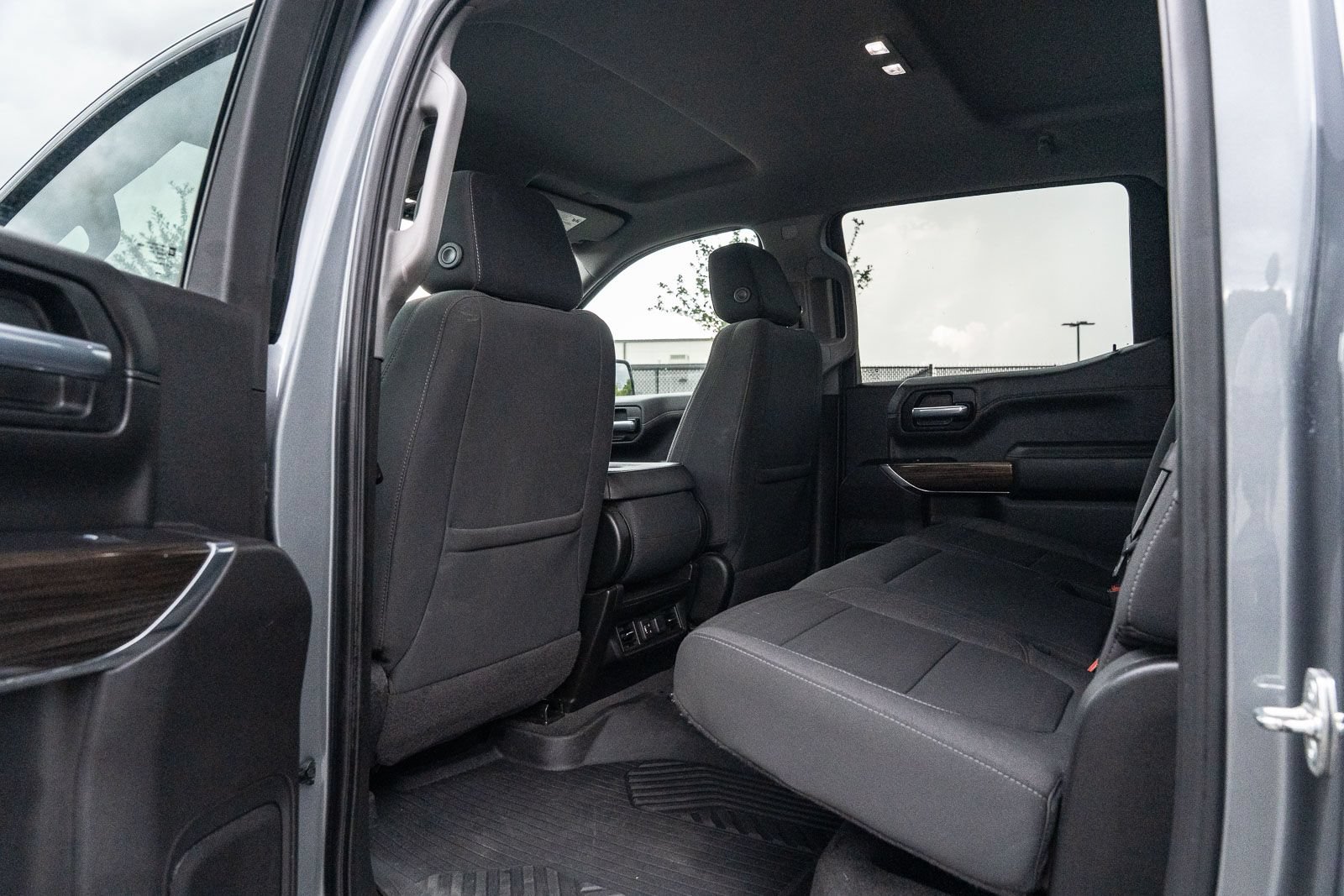 Used 2021 Chevrolet Silverado 1500 RST AWD/4WD image 16