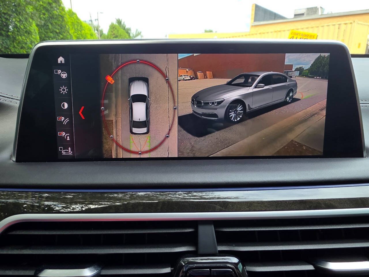 Used 2019 BMW 750i xDrive w/ Executive Package AWD/4WD image 37