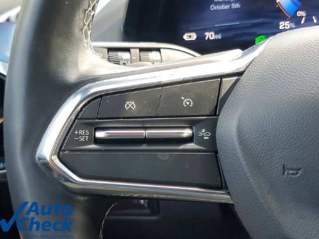 Certified 2024 Chevrolet Equinox EV LT FWD image 20