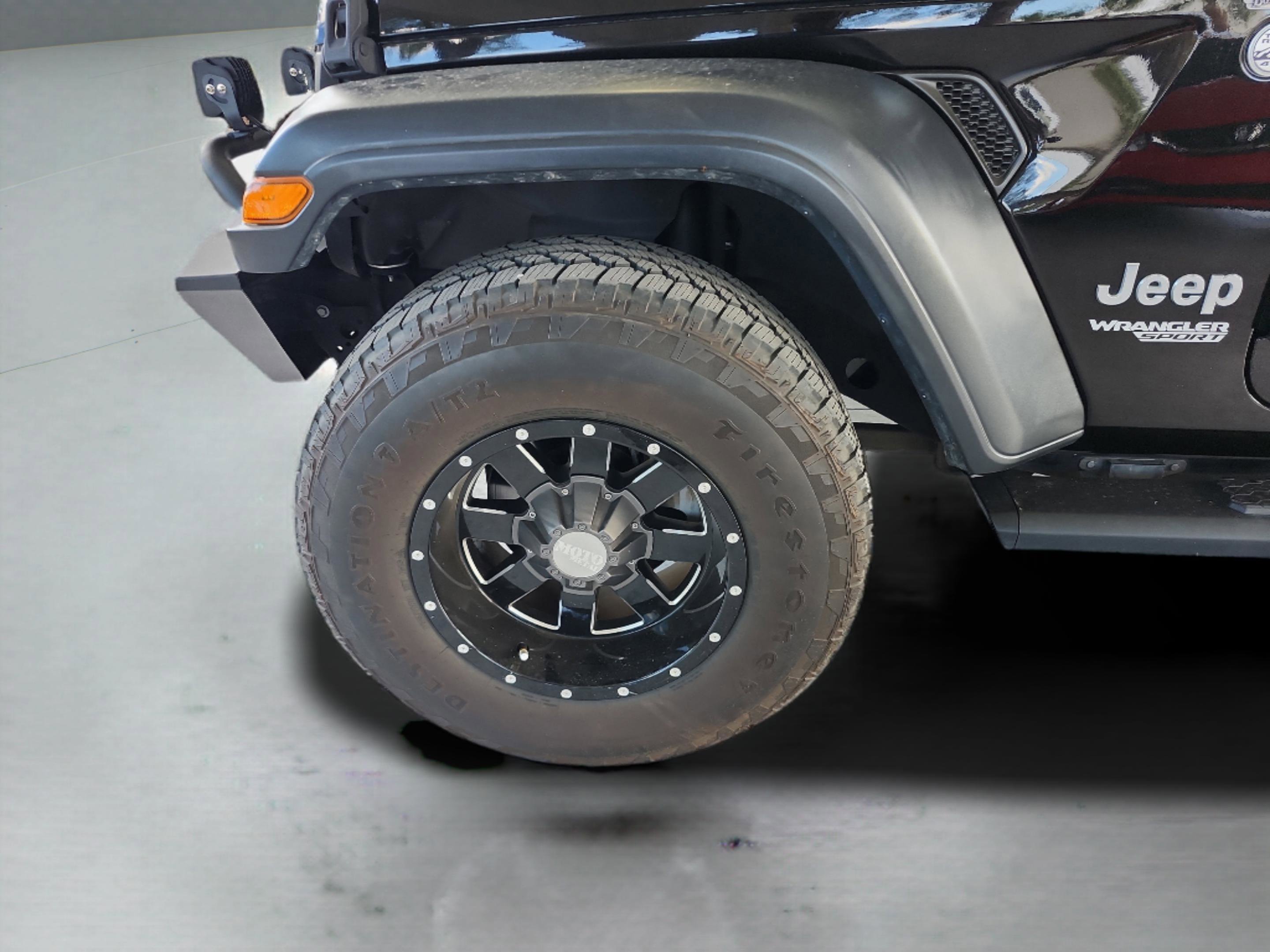 Used 2018 Jeep Wrangler Sport AWD/4WD image 28