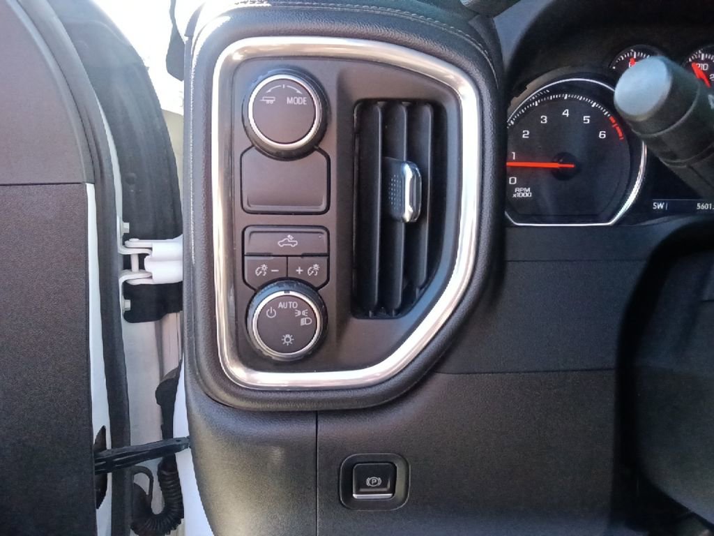 Used 2023 Chevrolet Silverado 2500 LT image 16