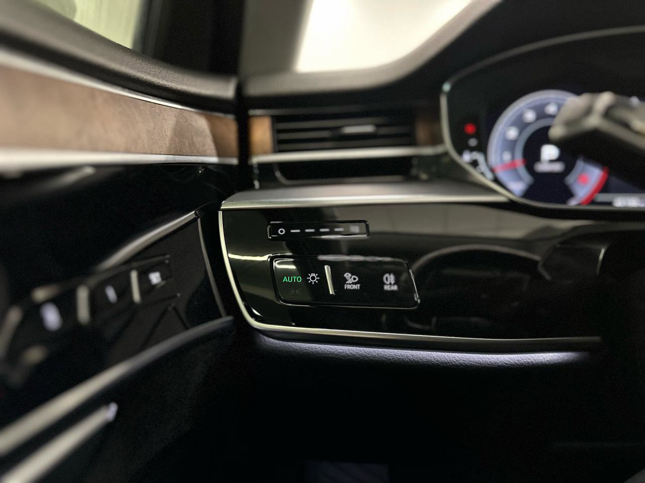 Used 2019 Audi A8 L 3.0T w/ Executive Package image 25