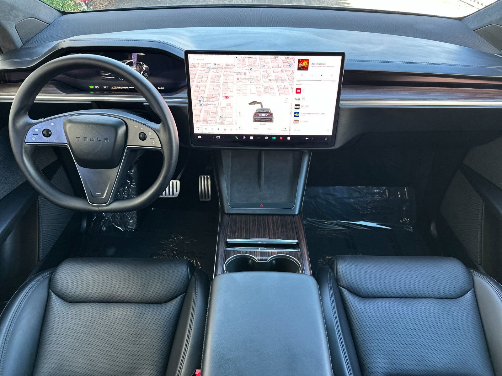 Used 2024 Tesla Model X image 15