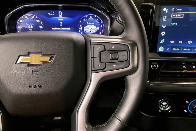 Used 2023 Chevrolet Silverado 1500 LT AWD/4WD image 20