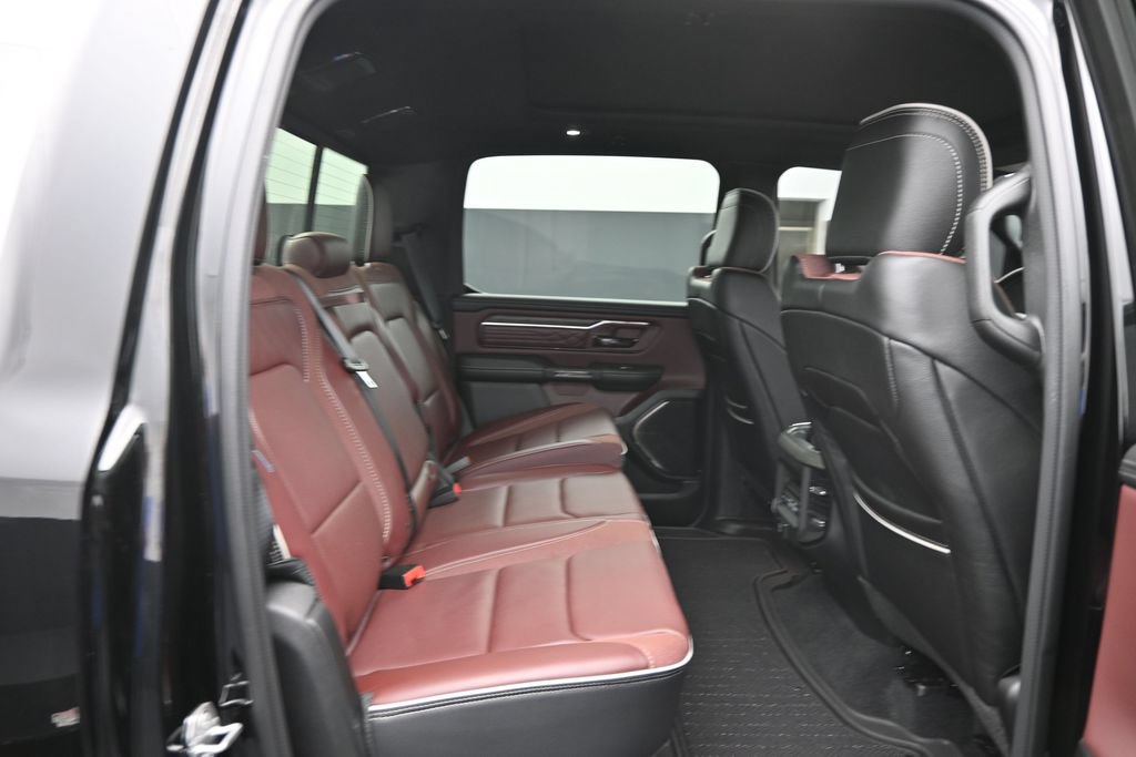 Used 2025 RAM 1500 Limited AWD/4WD image 15