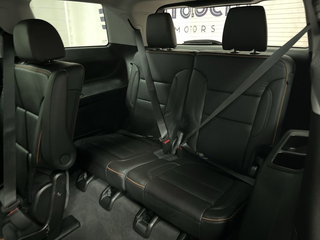 Used 2023 GMC Acadia AT4 w/ Preferred Package image 36