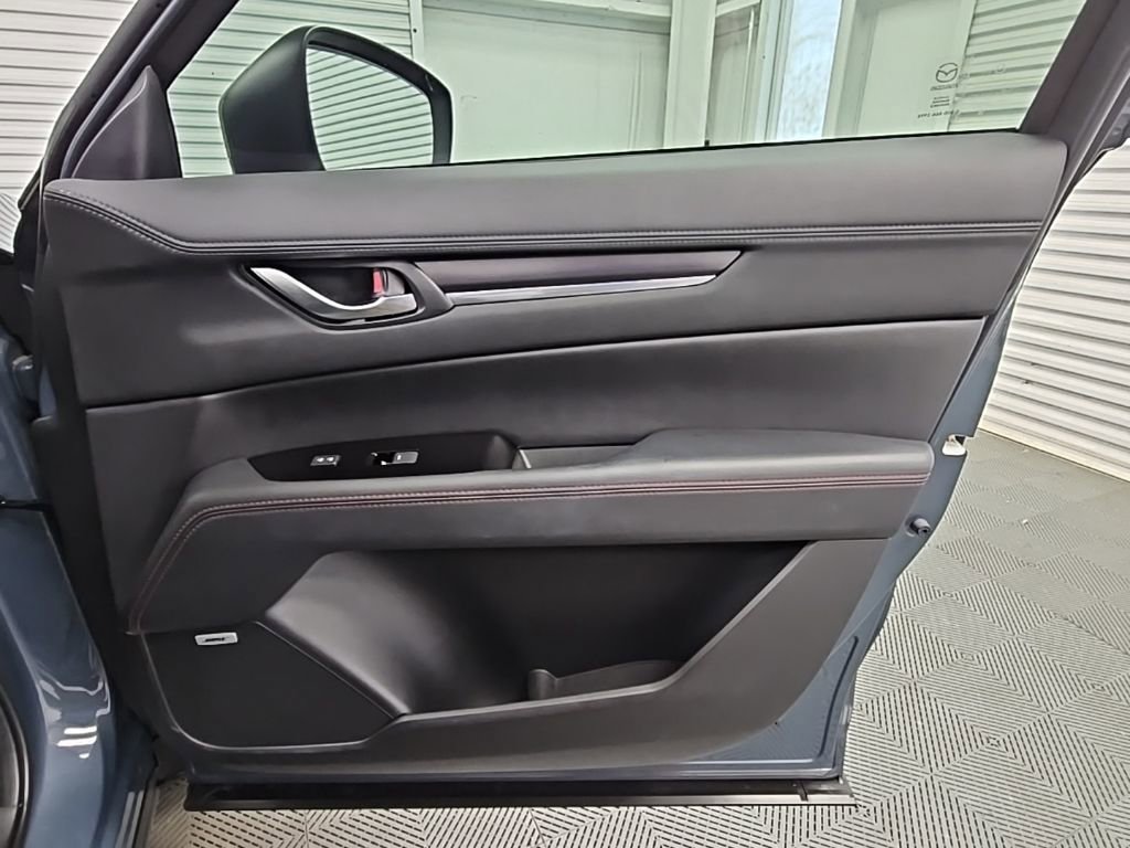 Used 2023 MAZDA CX-5 Carbon Edition image 42