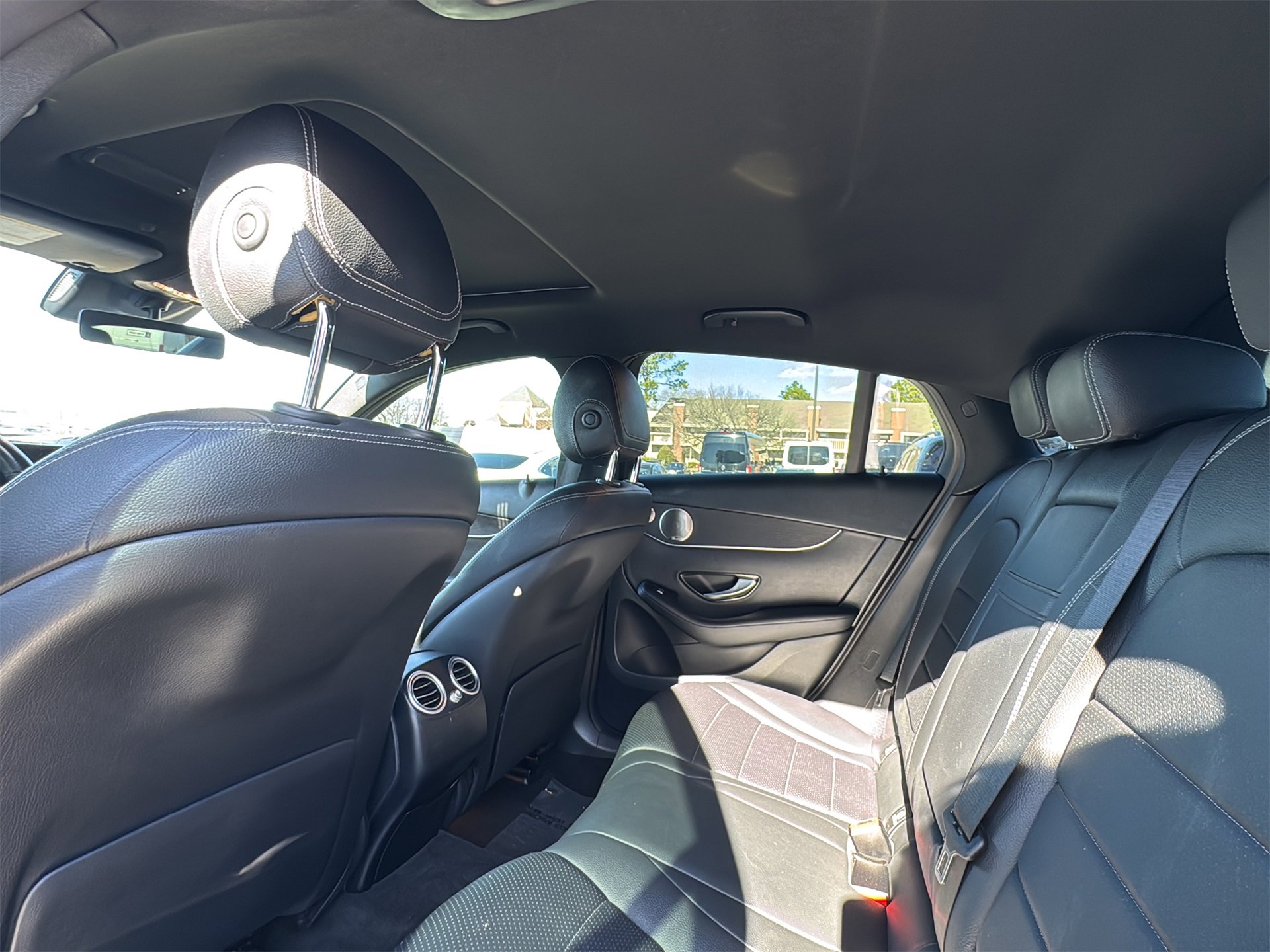 Used 2021 Mercedes-Benz GLC 300 4MATIC Coupe image 13