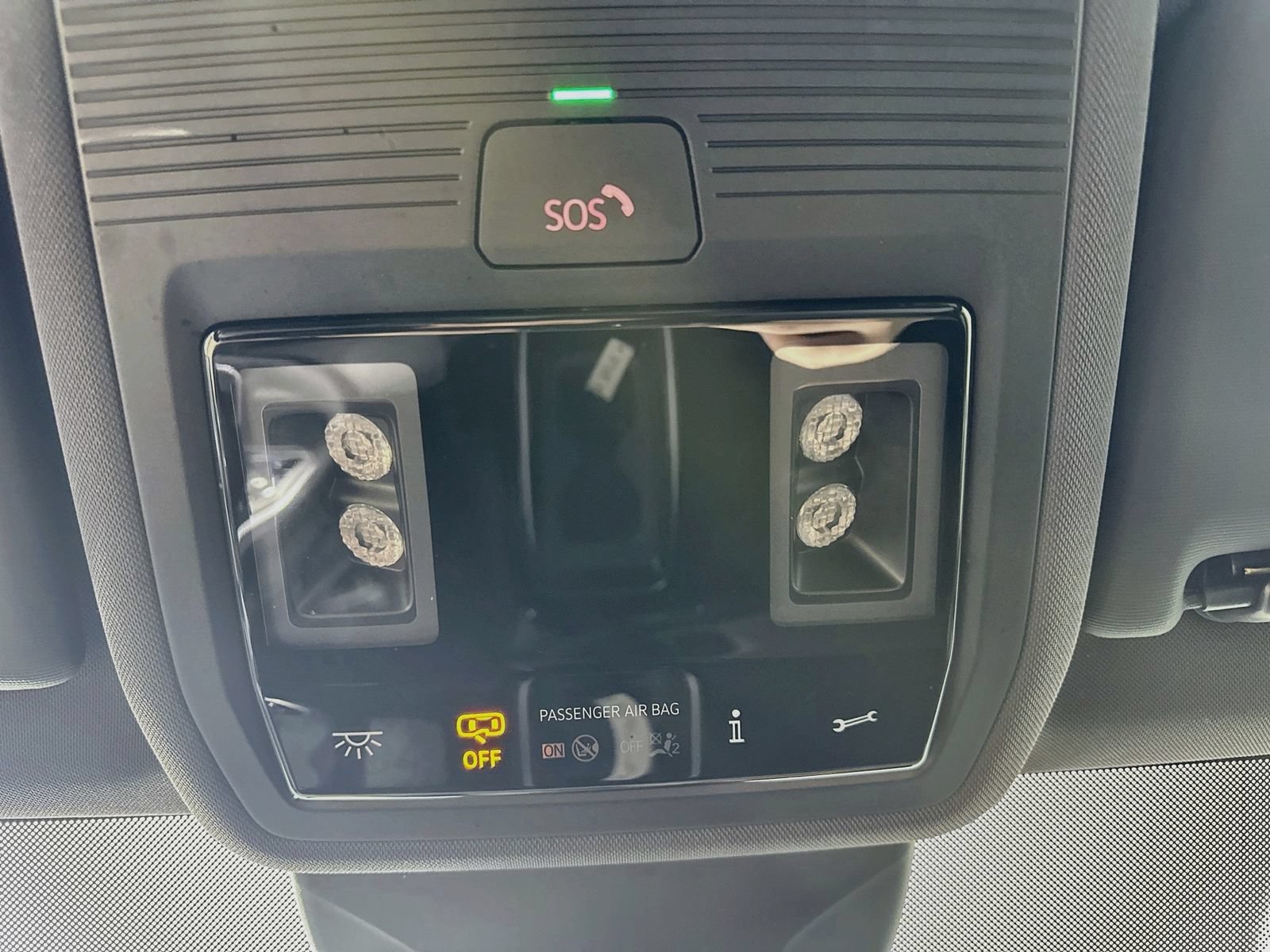 Certified 2023 Volkswagen ID.4 Pro AWD/4WD image 29
