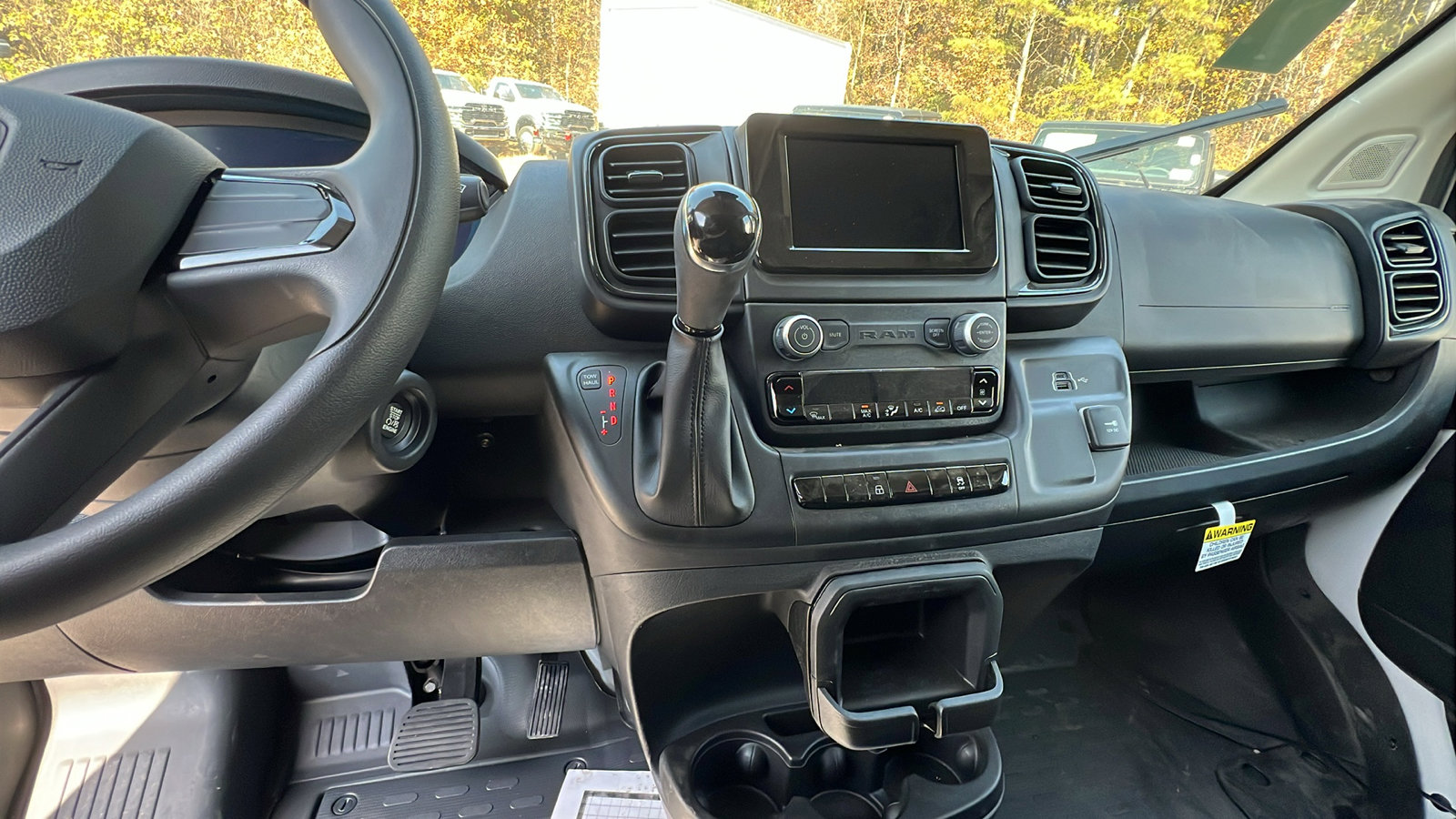 Used 2025 RAM ProMaster 2500 w/ Storage Group image 26