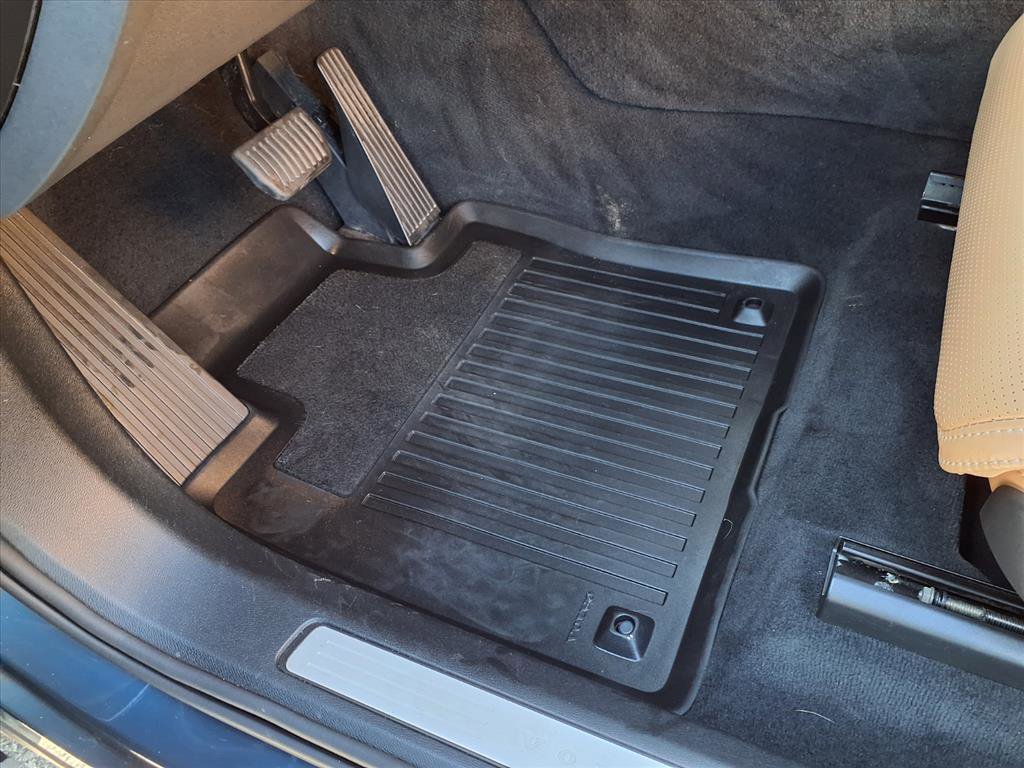 Used 2021 Volvo XC60 T5 Inscription w/ Advanced Package image 24