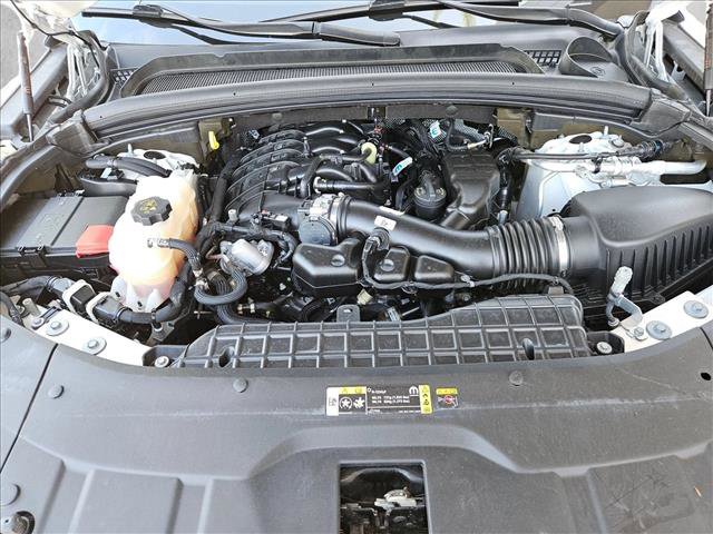 Used 2021 Jeep Grand Cherokee L Laredo AWD/4WD image 29
